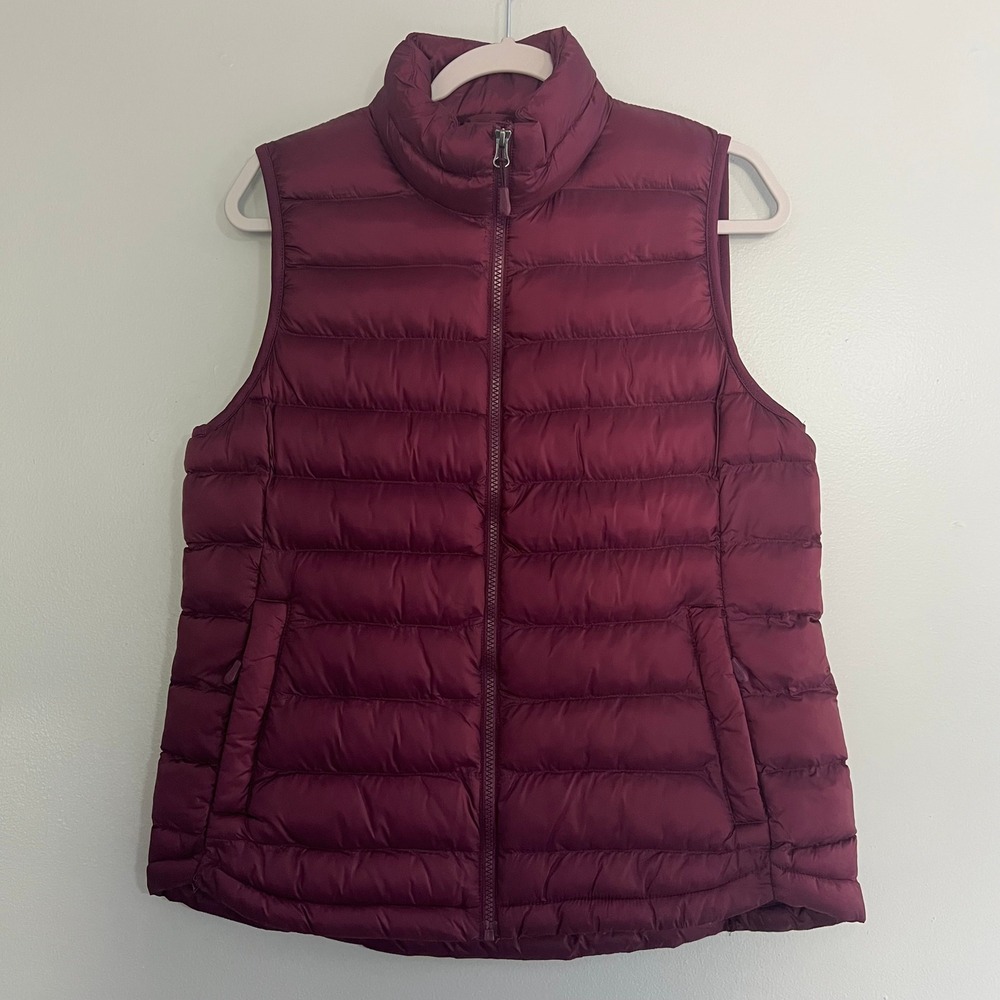 32 Degrees Heat Burgundy Quilted Puffer Vest Full Zip Medium gorpcore layering